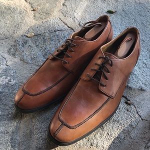 Brown Leather Cole Haan lace up oxford dress shoes